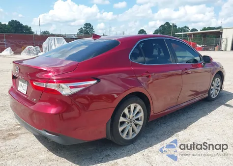 2019 Toyota Camry Le from USA, damaged, VIN 4T1B11HK0KU695346